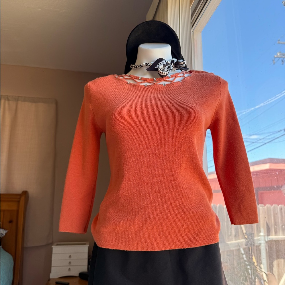 Finity Women's Coral Crew Neck Sweater